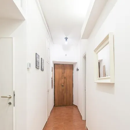 Apartment Station Loft Trastever's Homies *
